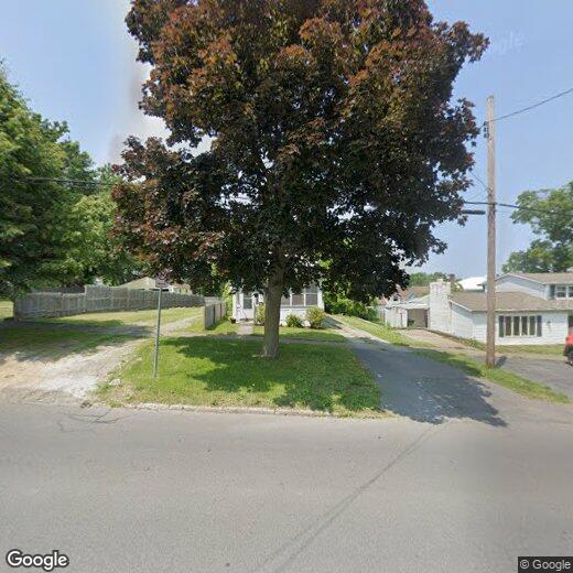 Primary Photo - 119 Ellen St