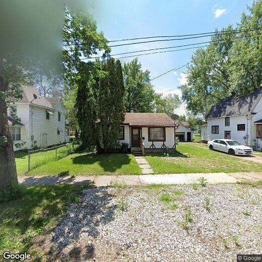 Foto principal - Charming 2-Bedroom Home for Rent