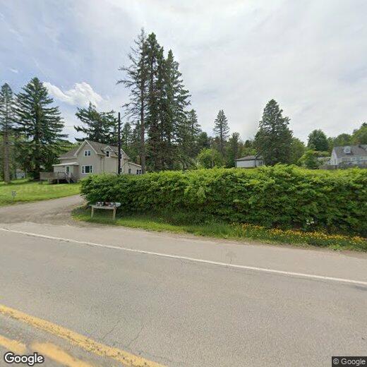 Primary Photo - 8452 Perry Hwy