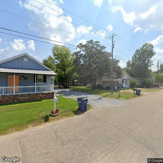 405 W Tallassee St, Wetumpka, AL 36092 Townhome Rentals in Wetumpka