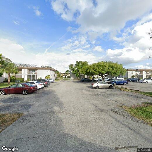 Primary Photo - 10357 N Kendall Dr