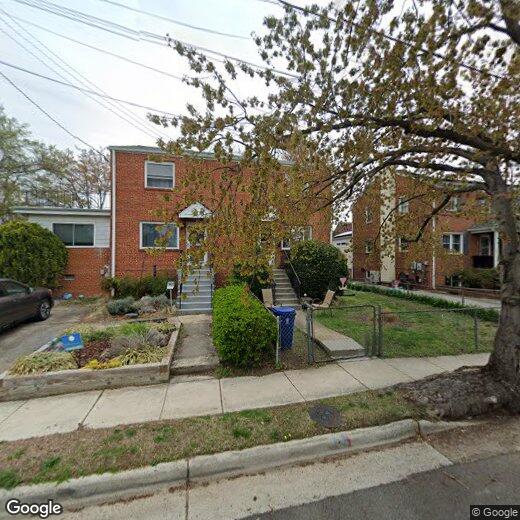 Primary Photo - 4 E Chapman St