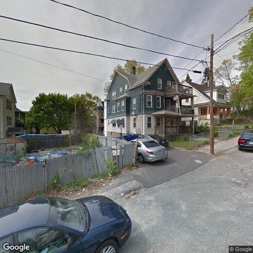 75 Albion St Unit 1st fl, Waterbury, CT 06705 Room for Rent in