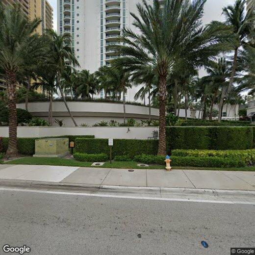 Primary Photo - 16047 Collins Ave