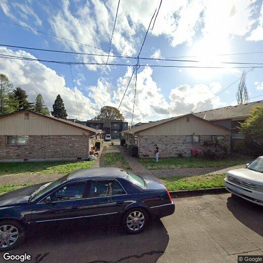 Foto principal - 2109 E 8th St