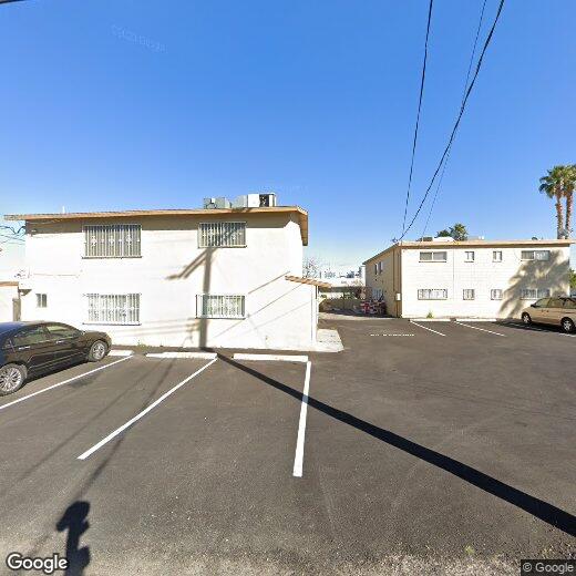Primary Photo - 3851 Daisy St
