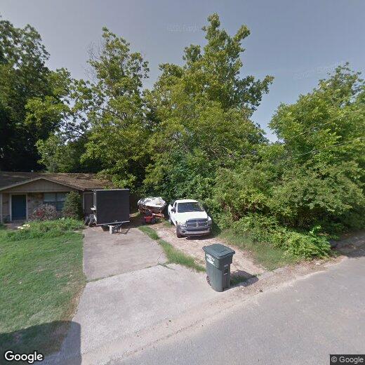 Primary Photo - 2127 Hickory St