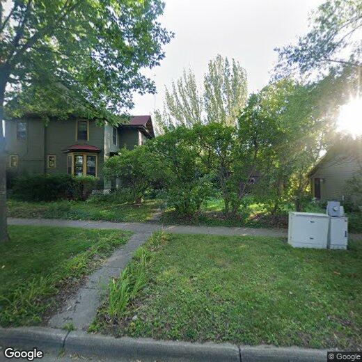 Primary Photo - 1208 Raymond Ave