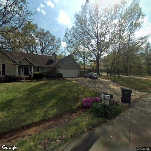 Foto principal - 605 Shadow Ridge Dr