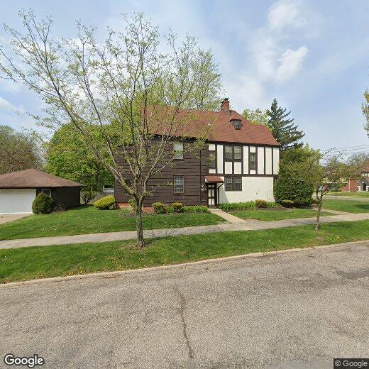 17730 Chagrin Blvd Unit Up, Shaker Heights, OH 44122 Apartment for Rent in Shaker Heights, OH