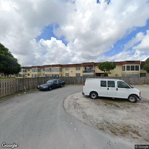 Foto principal - 3090 NW 46th Ave