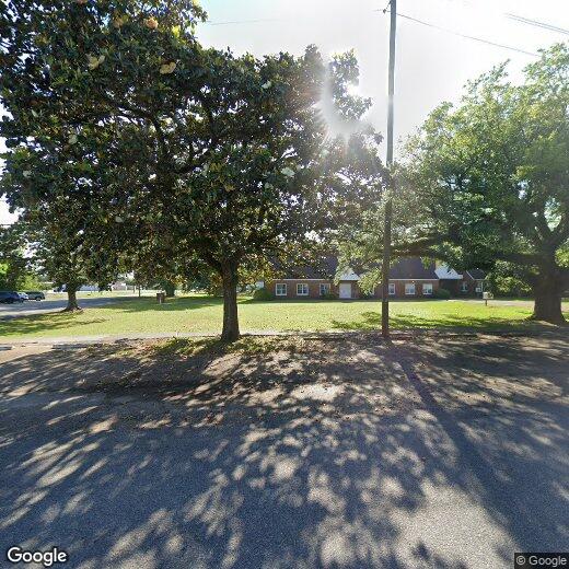 Foto principal - 215 McMillan Ave