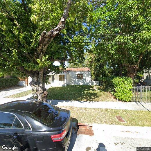 Primary Photo - 1227 SW 21st St