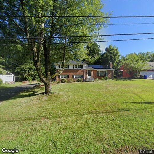 Foto principal - 76 Whitehill Dr