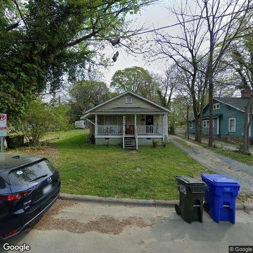 Primary Photo - Huge home near in Chapel Hill!