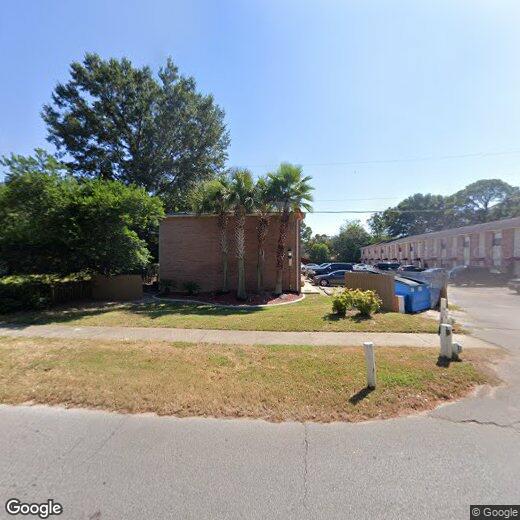 Primary Photo - 2 br, 1.5 bath House - 27 Alder Avenue Unit G
