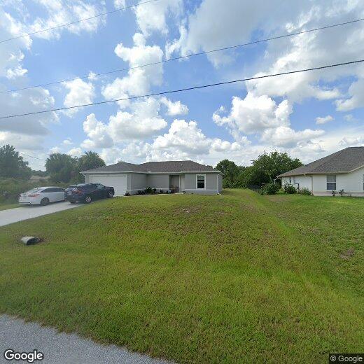 Foto principal - 8388 Delong Ave