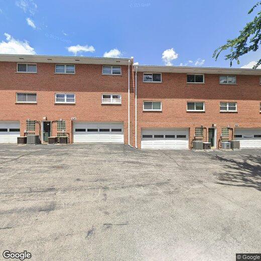 942 Marshall Ave, ster Groves, MO 63119 Condo for Rent in ster