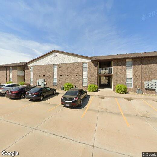 913 Southwest Blvd, Jefferson City, MO 65109 Apartment for Rent in