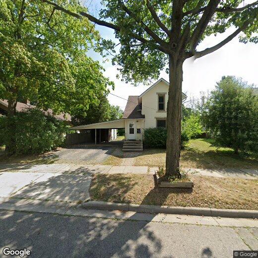 211 Regent St, Lansing, MI 48912 Townhome Rentals in Lansing MI