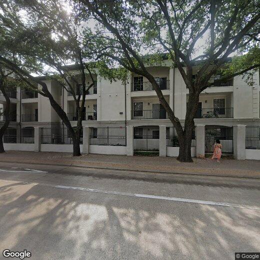 Foto principal - 2303 Louisiana St