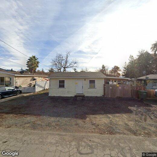 Primary Photo - 5867 Grove St
