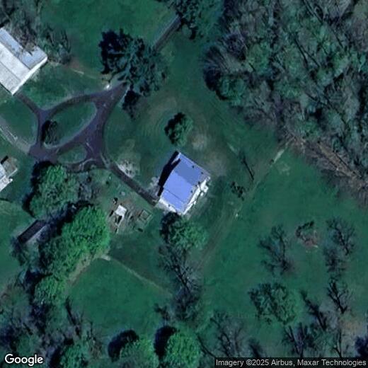 Primary Photo - Farmhouse for Rent!!!