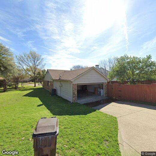 Primary Photo - 1501 Vera Cruz Dr