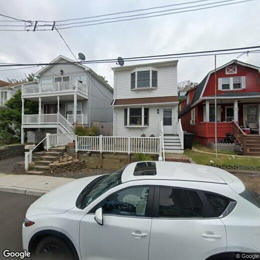 Primary Photo - 67 S Bay Ave