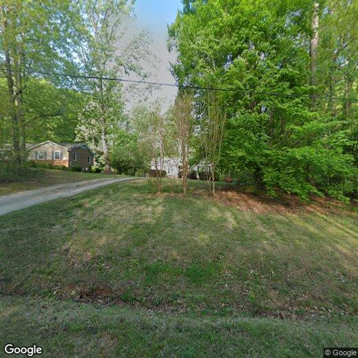 Foto principal - 8108 Lakeshore Dr