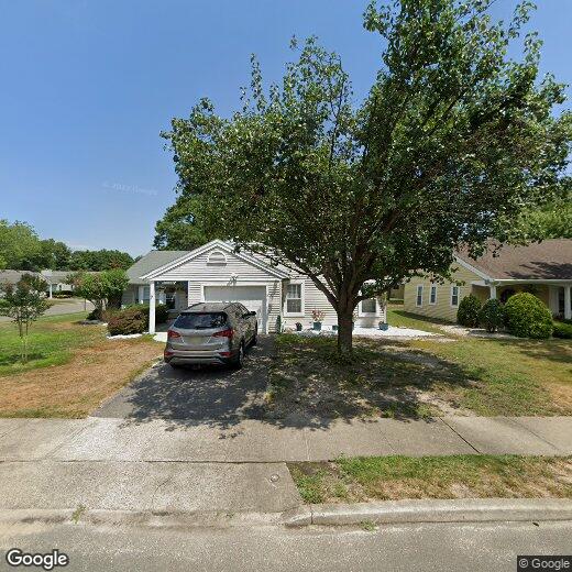 Primary Photo - 44 Canterbury Dr