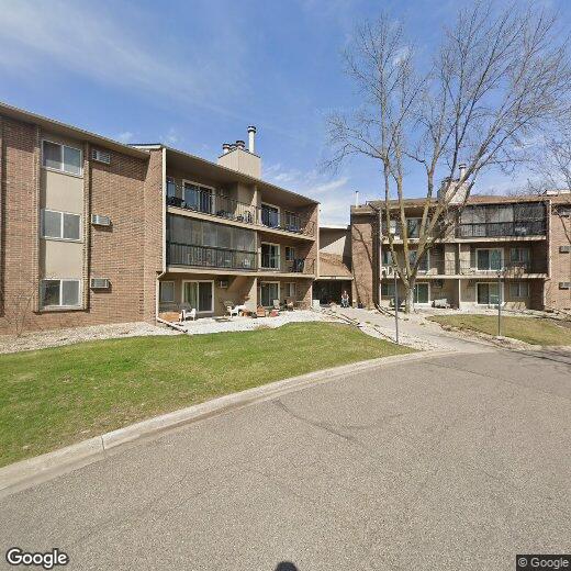 Primary Photo - 3850 Plymouth Blvd
