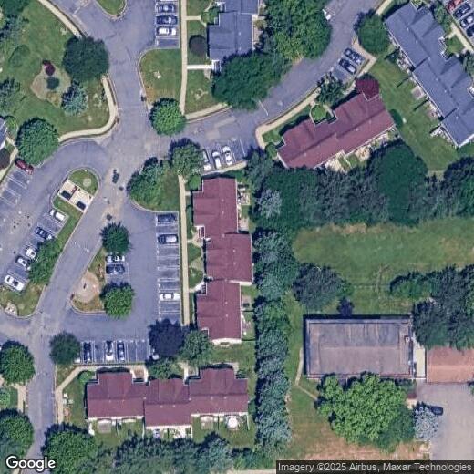 Primary Photo - 100 Creekside Cir