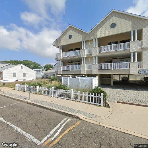 Primary Photo - 64 Sheridan Ave