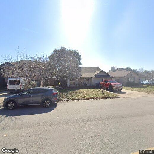 Primary Photo - 702 Spring Hollow Dr