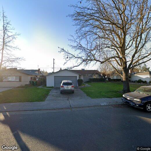 Primary Photo - 702 E Longview Ave