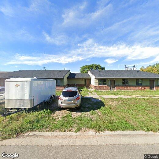 Primary Photo - 240 Marshall St