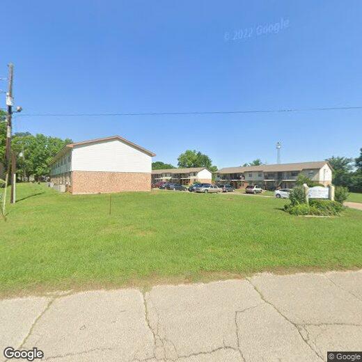 Foto principal - 203 E Watson St