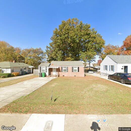 Primary Photo - 1332 Moretz Ave