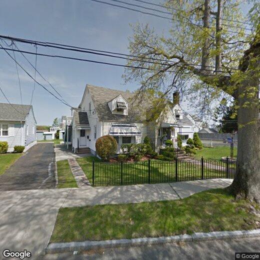Primary Photo - 3 Townsend Ave