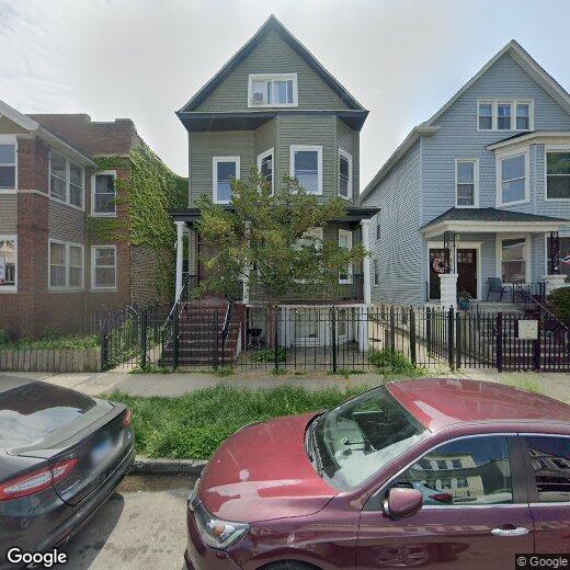 Foto principal - 3049 N Avers Ave