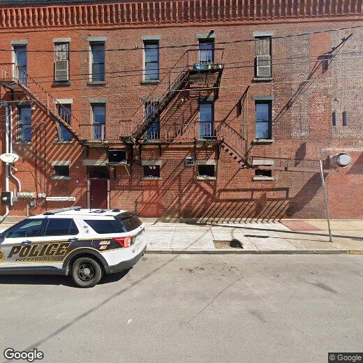 Primary Photo - 1303 E. Carson