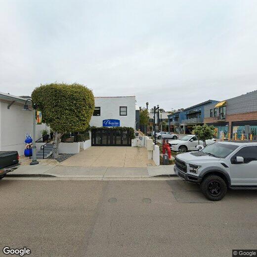 Primary Photo - 330 S Cedros Ave