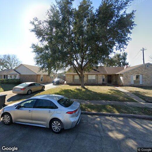 Foto principal - 13919 Bonnercrest Dr