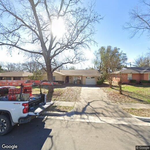Primary Photo - 2903 College Cir