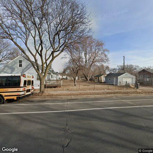 Primary Photo - 4906 N Newton Ave
