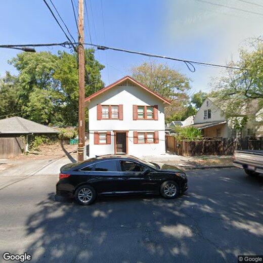 Primary Photo - 737 Pine St