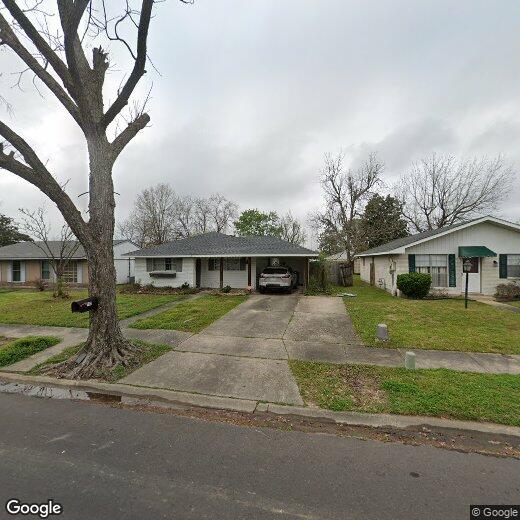 Primary Photo - 103 Sorority Dr