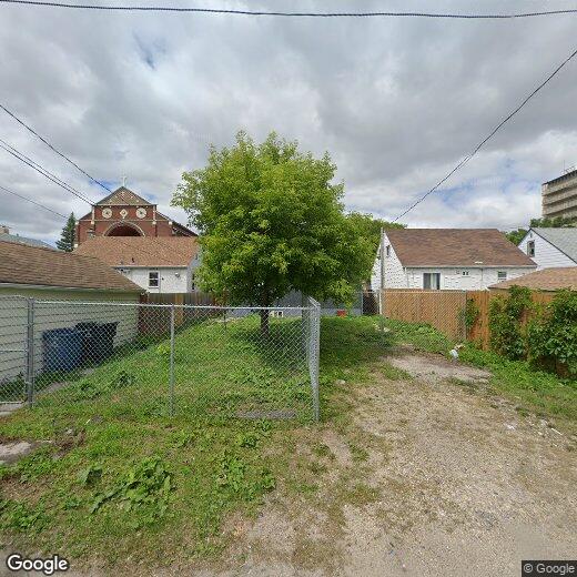 Photo principale - 843 Arlington St