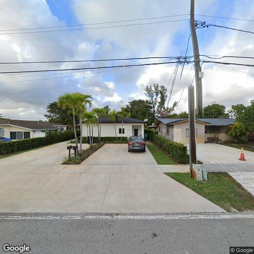 Foto principal - 9045 SW 28th St